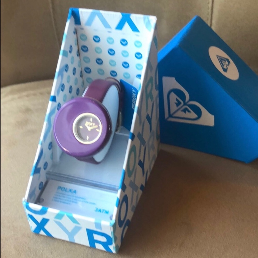 New in box Purple Roxy watch vintage leather band